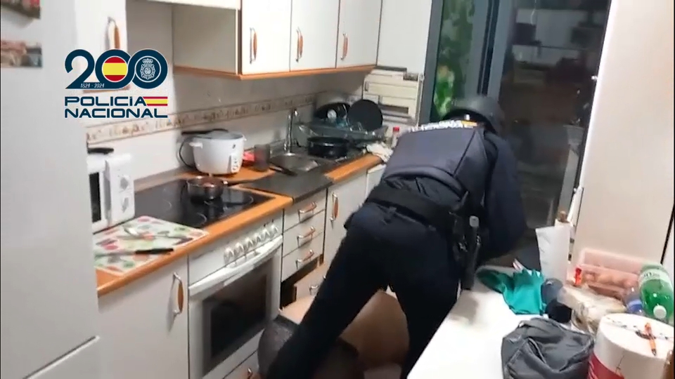 Tres detenidos en Don Benito tras el desmantelamiento de un laboratorio de cocaína