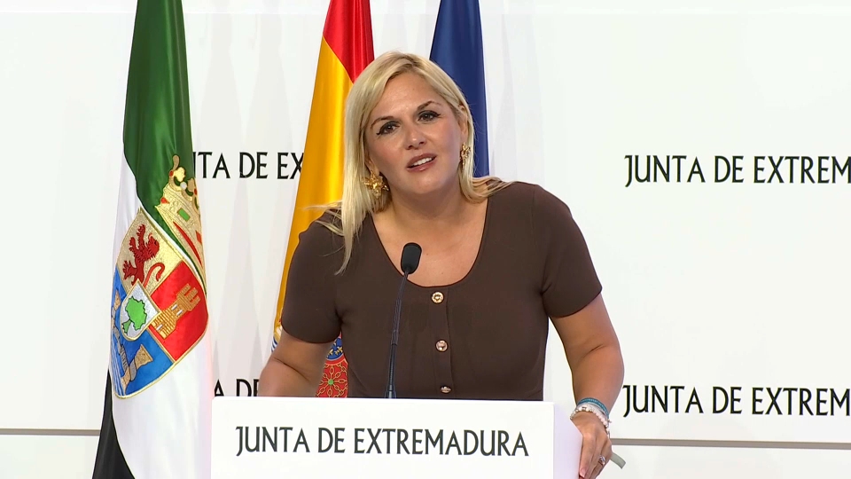 La portavoz de la Junta de Extremadura, Elena Manzano