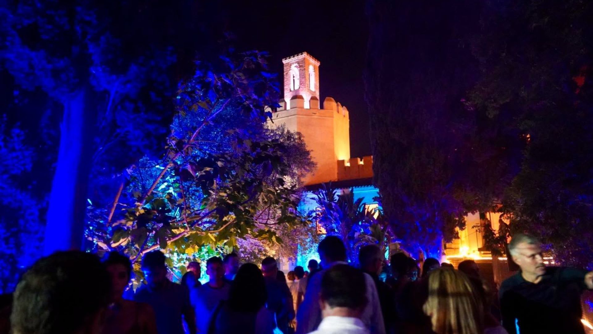 Torre de Espantaperros, en Badajoz, durante la Noche en Blanco