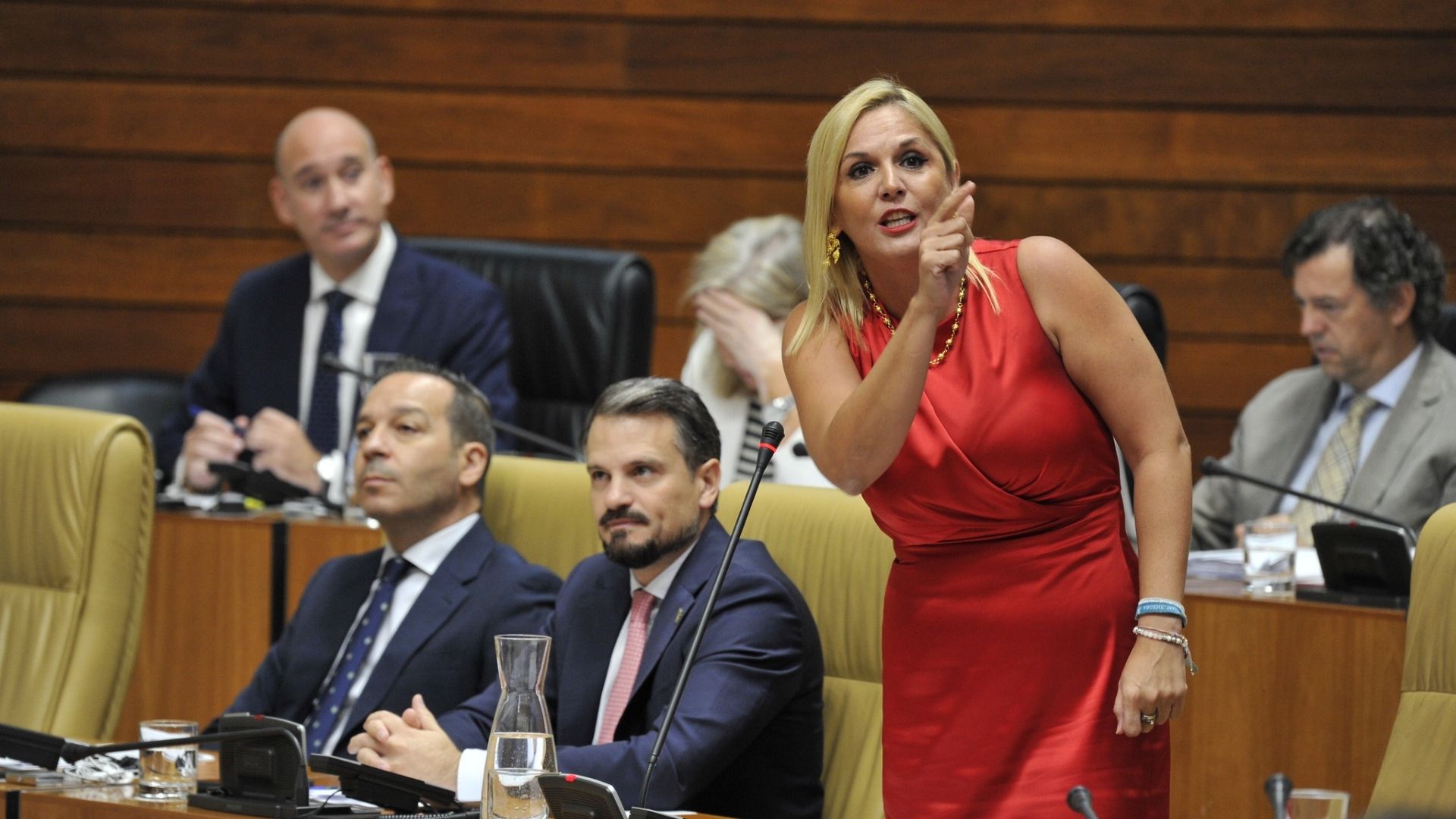 Elena Manzano, portavoz de la Junta de Extremadura y consejera de Hacienda