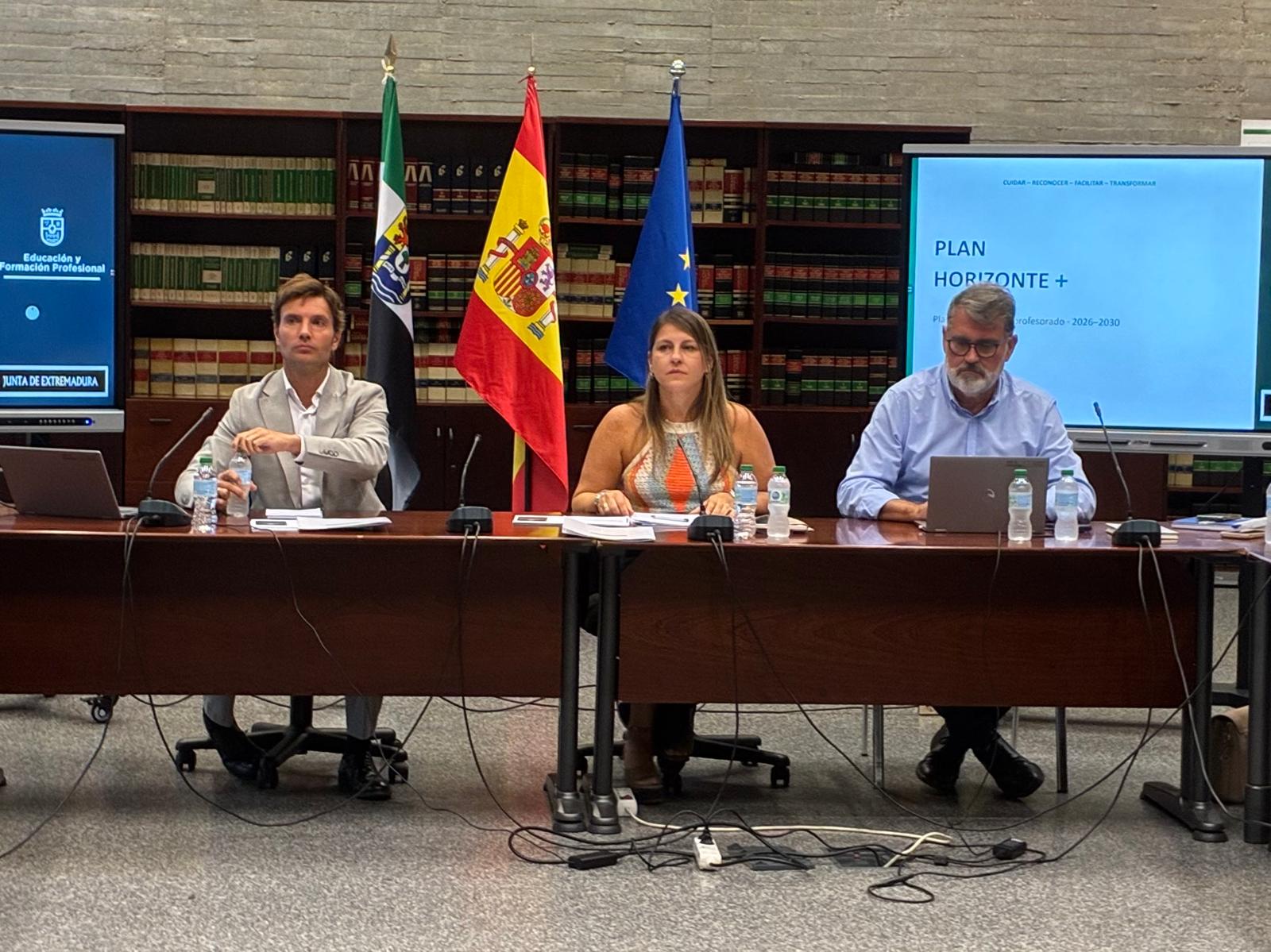 La Junta señala a la LOMLOE tras los resultados de Extremadura en PISA 2025