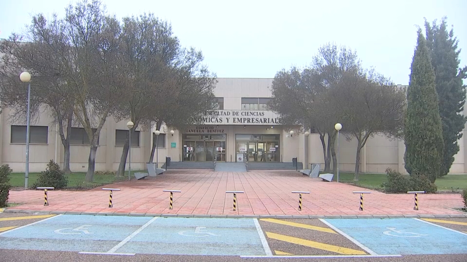 El Gobierno transfiere 2 millones de euros a Extremadura para incorporar profesores a la universidad