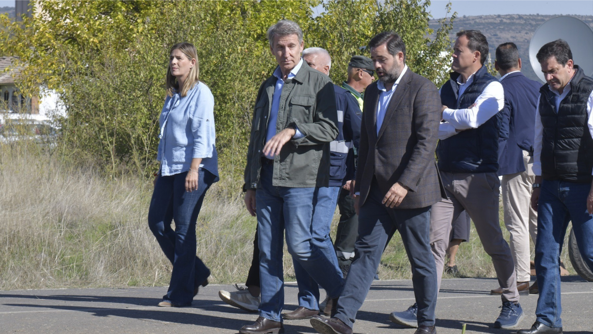 Feijóo cree que las responsabilidades políticas no pueden esperar y critica que Sánchez mantenga a Puente