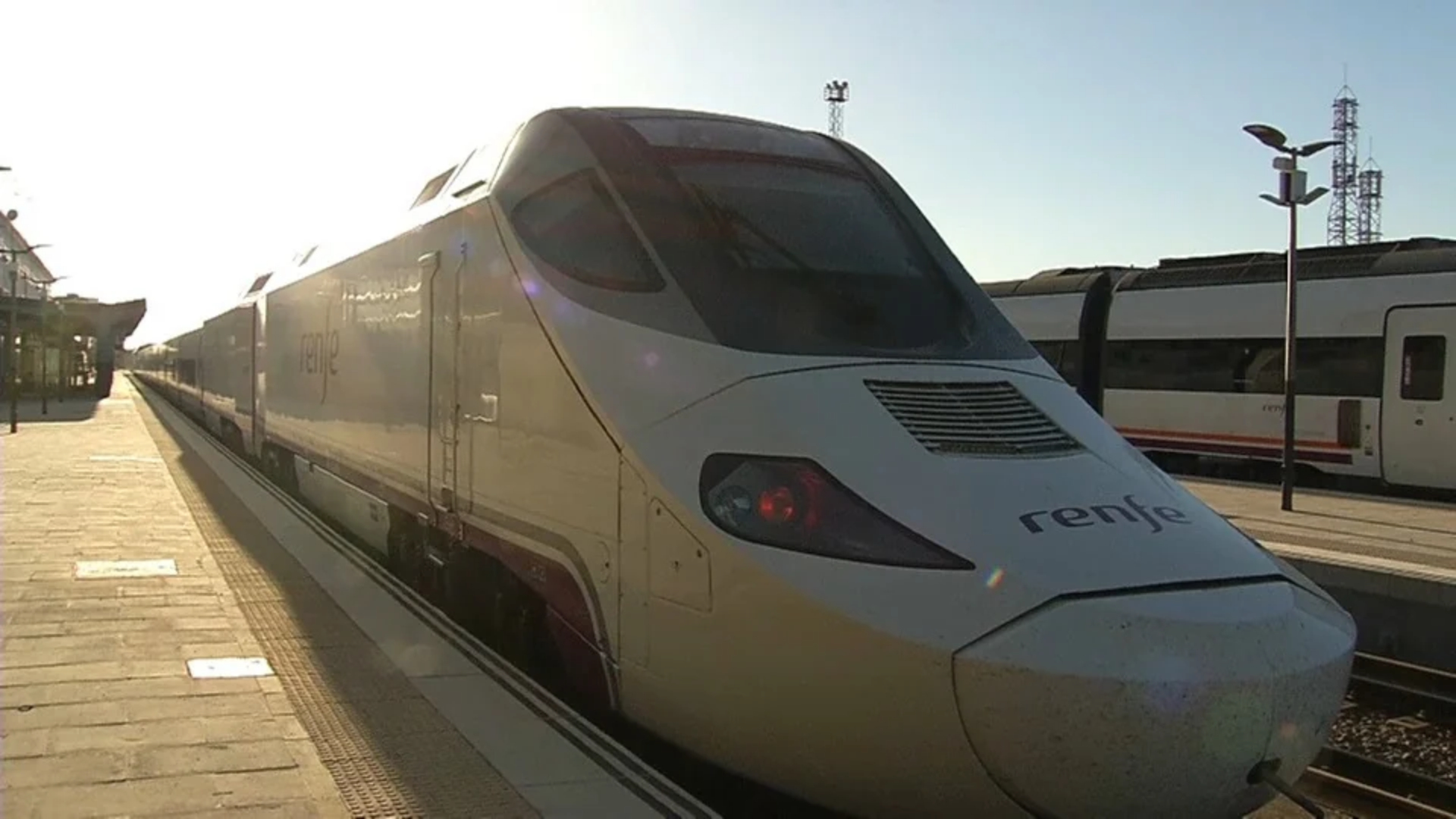 Renfe mantiene este viernes los servicios especiales entre Madrid, Ciudad Real y Puertollano