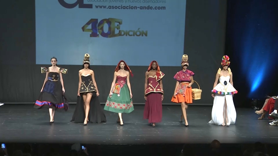 Cáceres premia el talento emergente de la moda extremeña