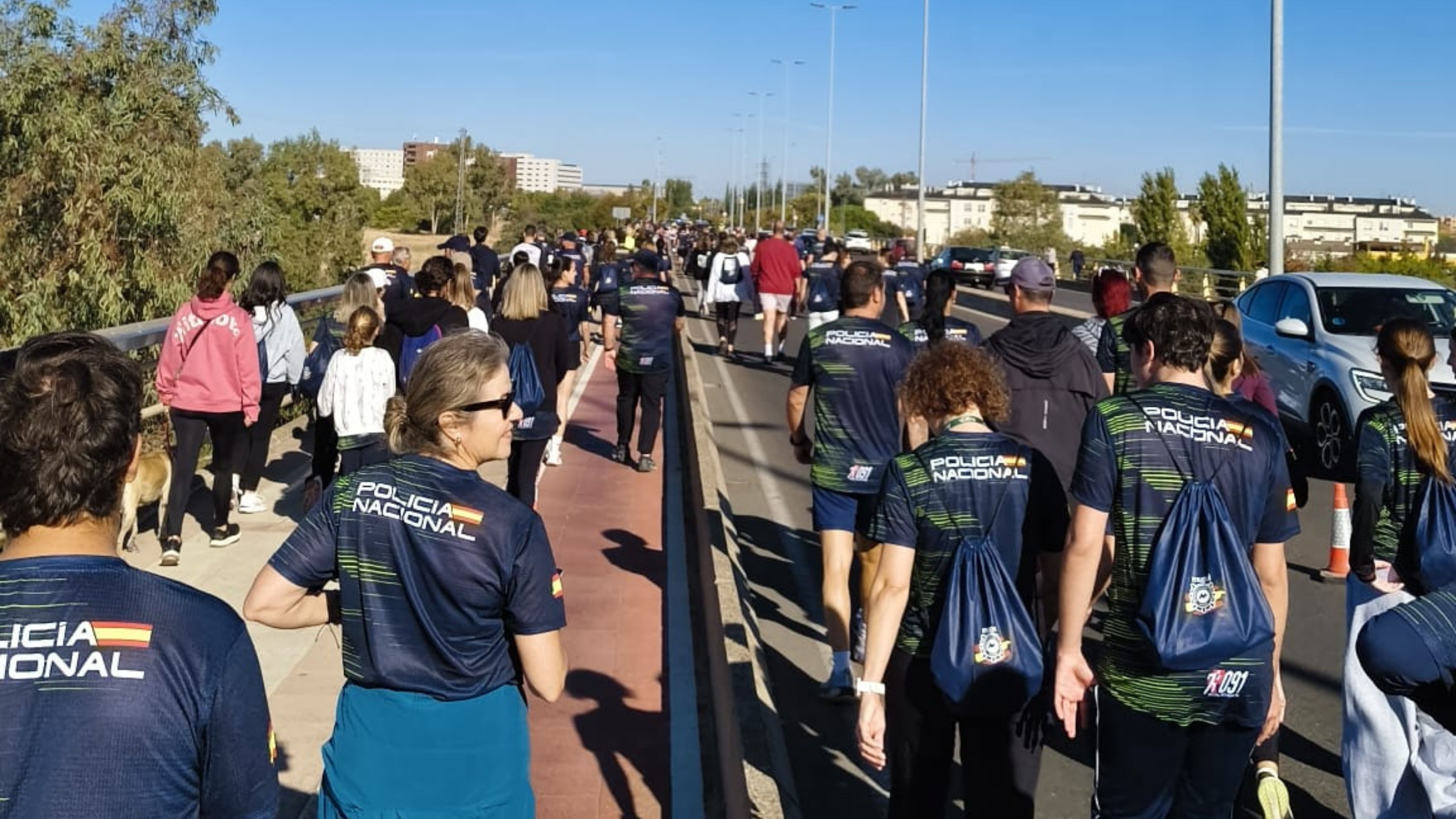 IX Cross Solidario Ruta 091, organizada por la Policía Nacional a beneficio de ADABA, la Asociación de Personas con Discapacidad Auditiva de Badajoz