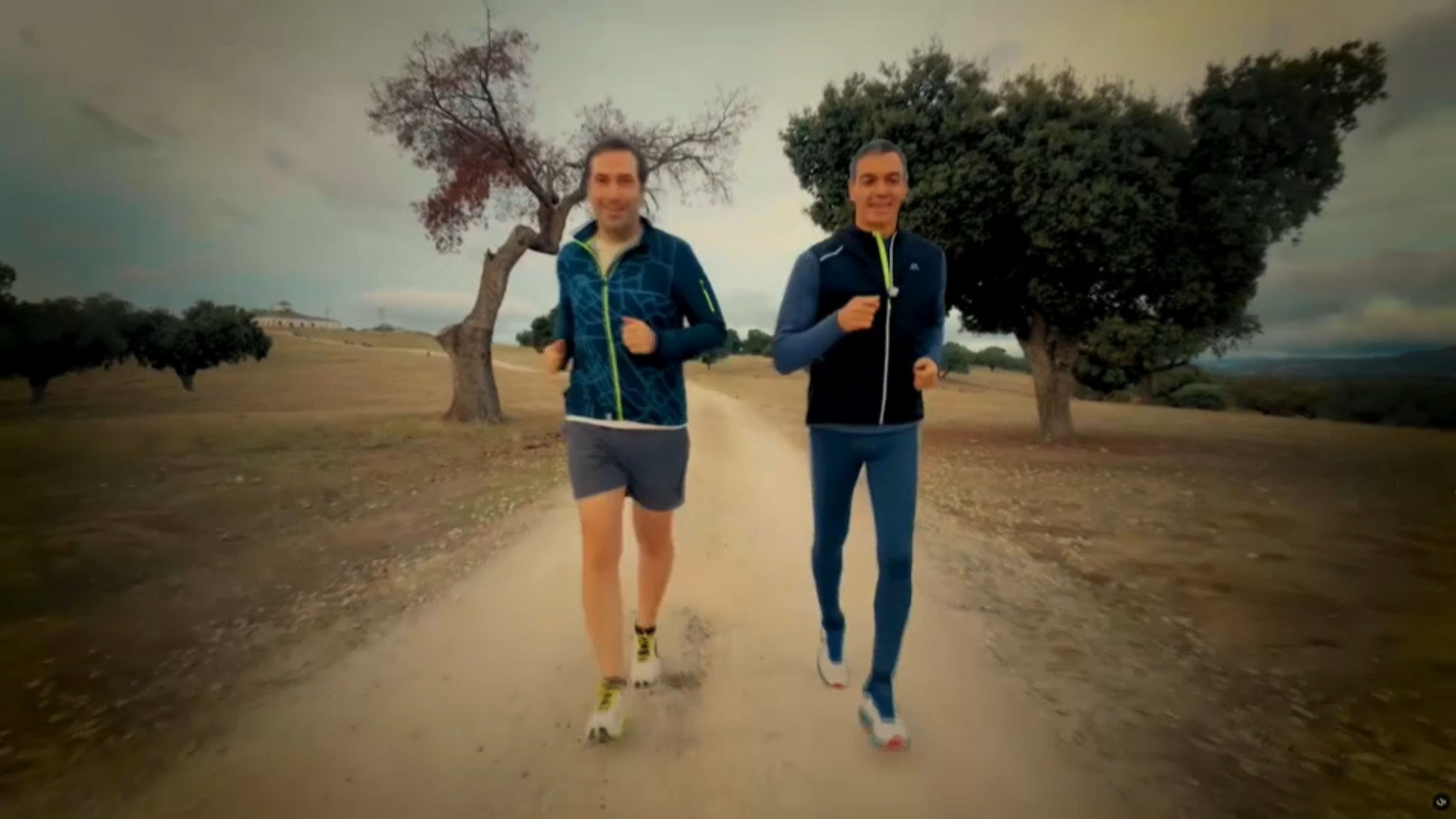Captura de imagen del vídeo de Carlos Cuerpo y Pedro Sánchez corriendo, publicado en la cuenta de X del presidente del Gobierno