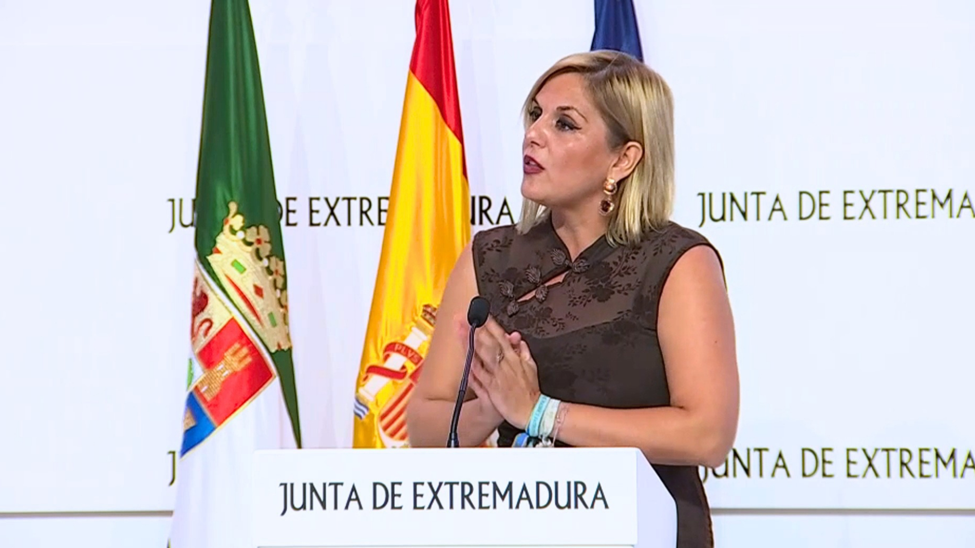 Elena Manzano