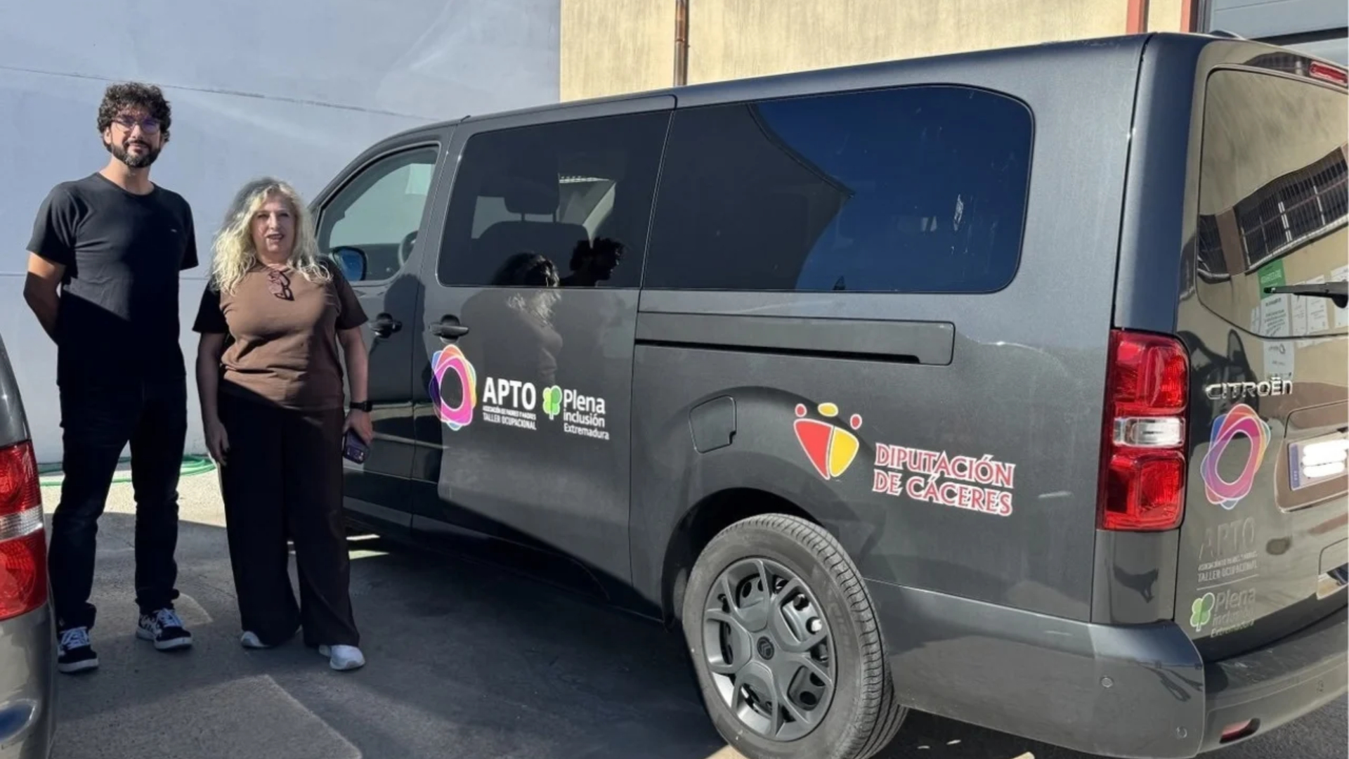Diputación de Cáceres destina 300.000 euros para mejorar el transporte accesible en el medio rural