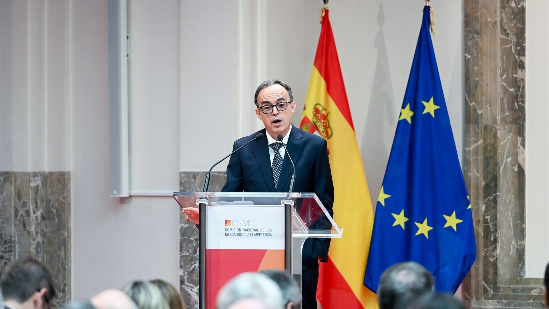 La CNMC plantea flexibilizar las exigencias energéticas previstas para los centros de datos