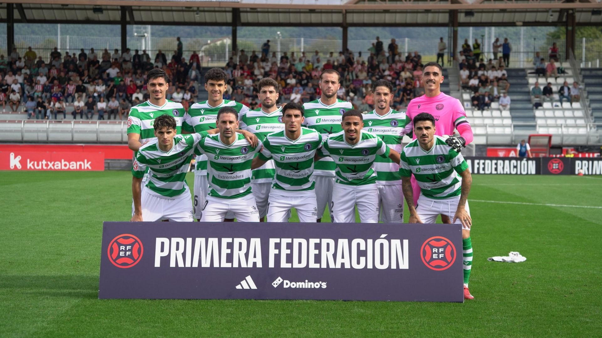 Once inicial del Extremadura en su partido frente al Bilbao Athletic