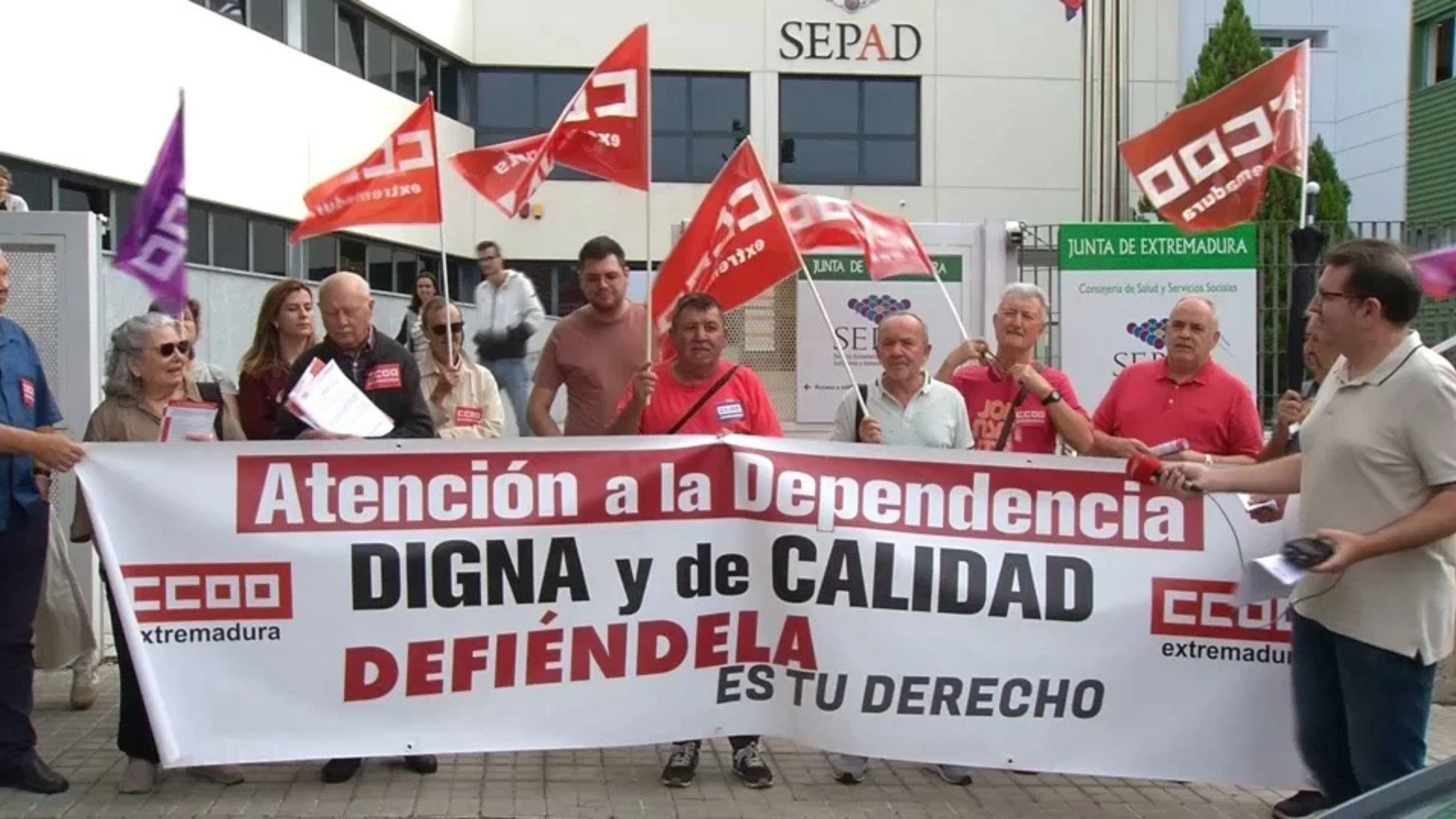 CCOO reclama reducir las listas de espera de la dependencia