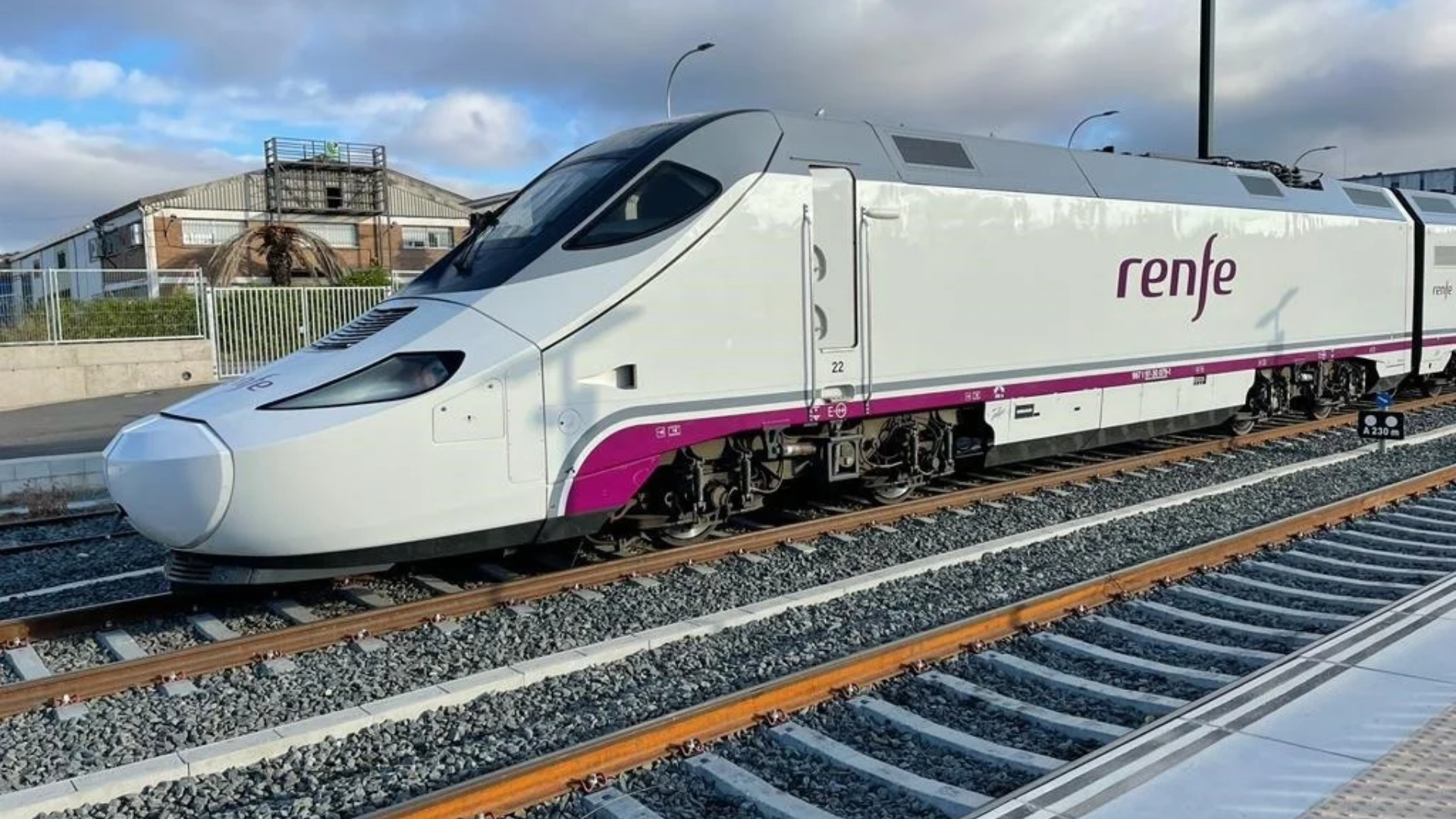 Madrid-Badajoz en tres horas y Madrid-Lisboa en cinco: el objetivo ferroviario para 2030