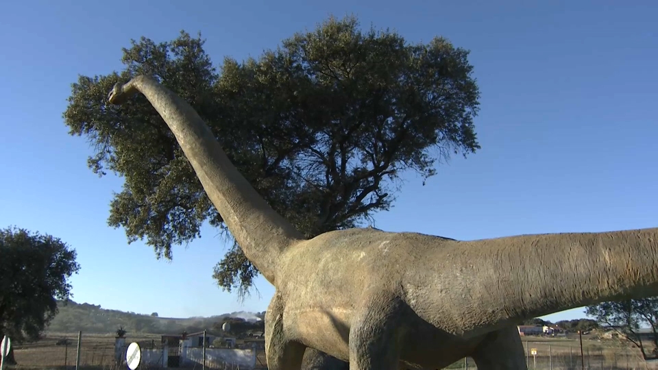 Escultura del diplodocus