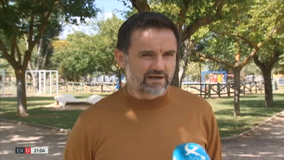 Julio Cobos, entrenador del CP Cacereño, nos atiende tras completar la primera semana de entrenamientos