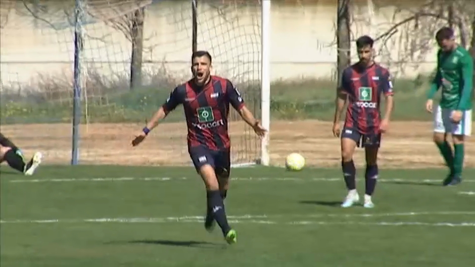 Theo celebrando un gol esta temporada