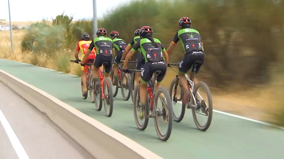 El Extremadura Ecopilas recorre este fin de semana la Vía de la Plata extremeña de sur a norte