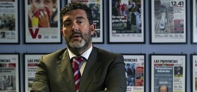 Julian Quirós,  ABC