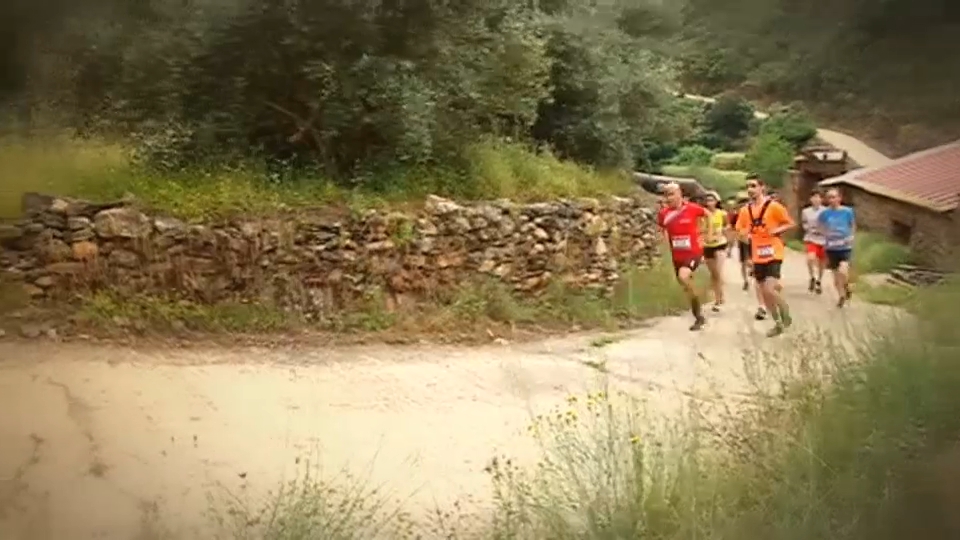 Atletas corriendo por Las Hurdes