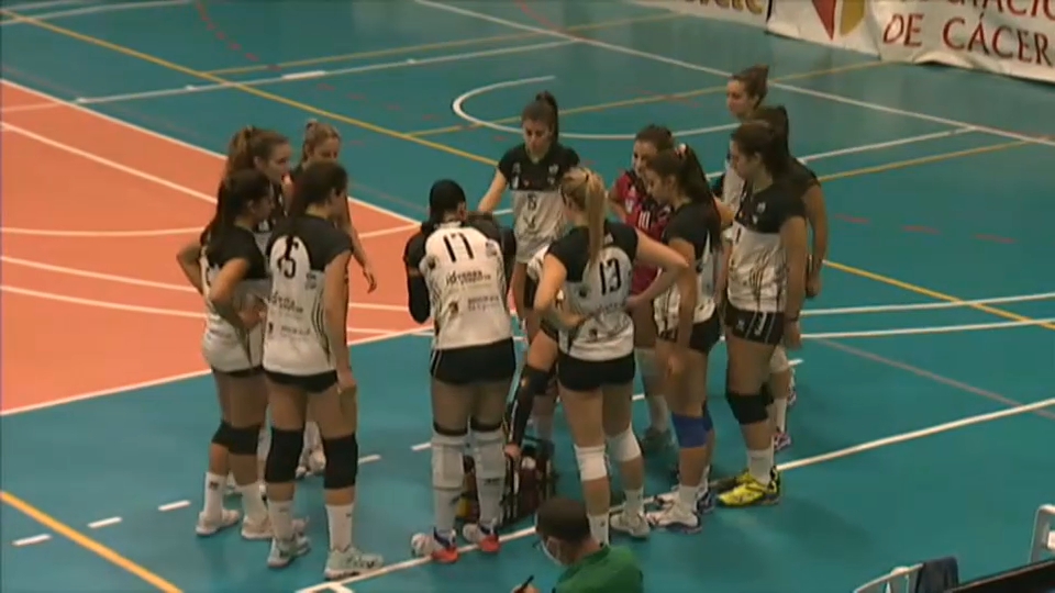 Las jugadoras del Arroyo al término del primer cuarto frente al Sestao