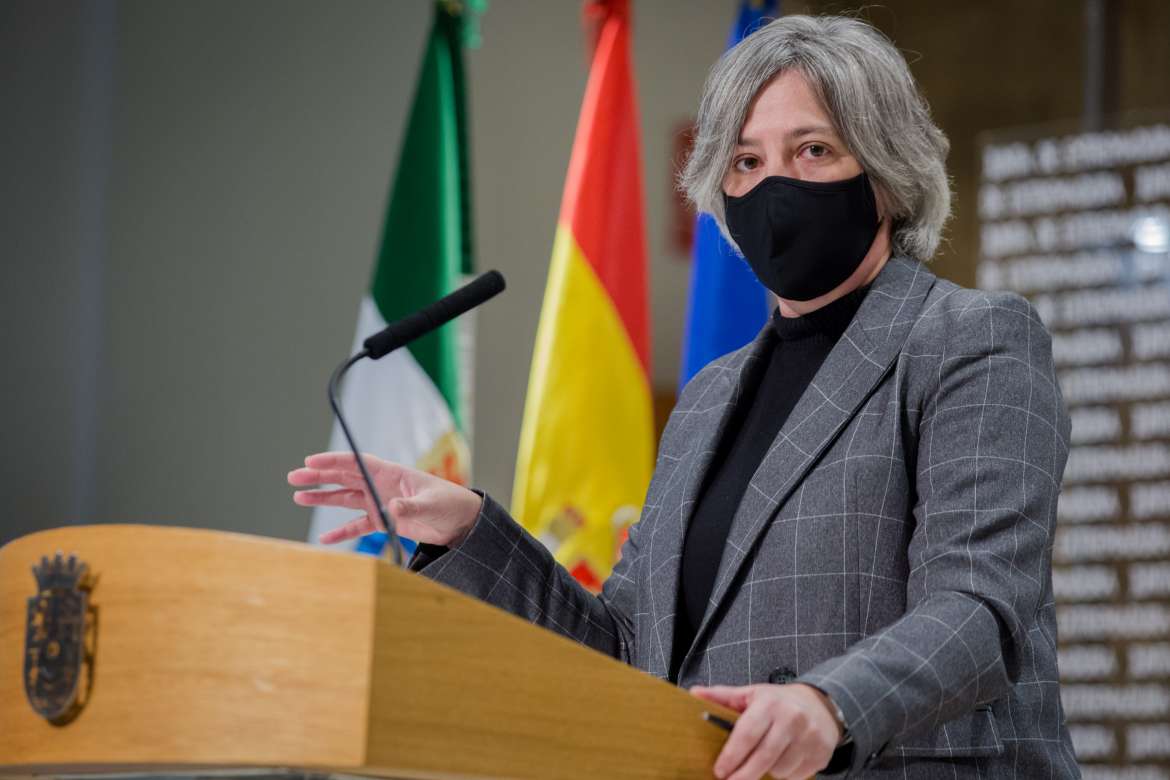 Rueda de prensa de la consejera de Vivienda, Leire Iglesias