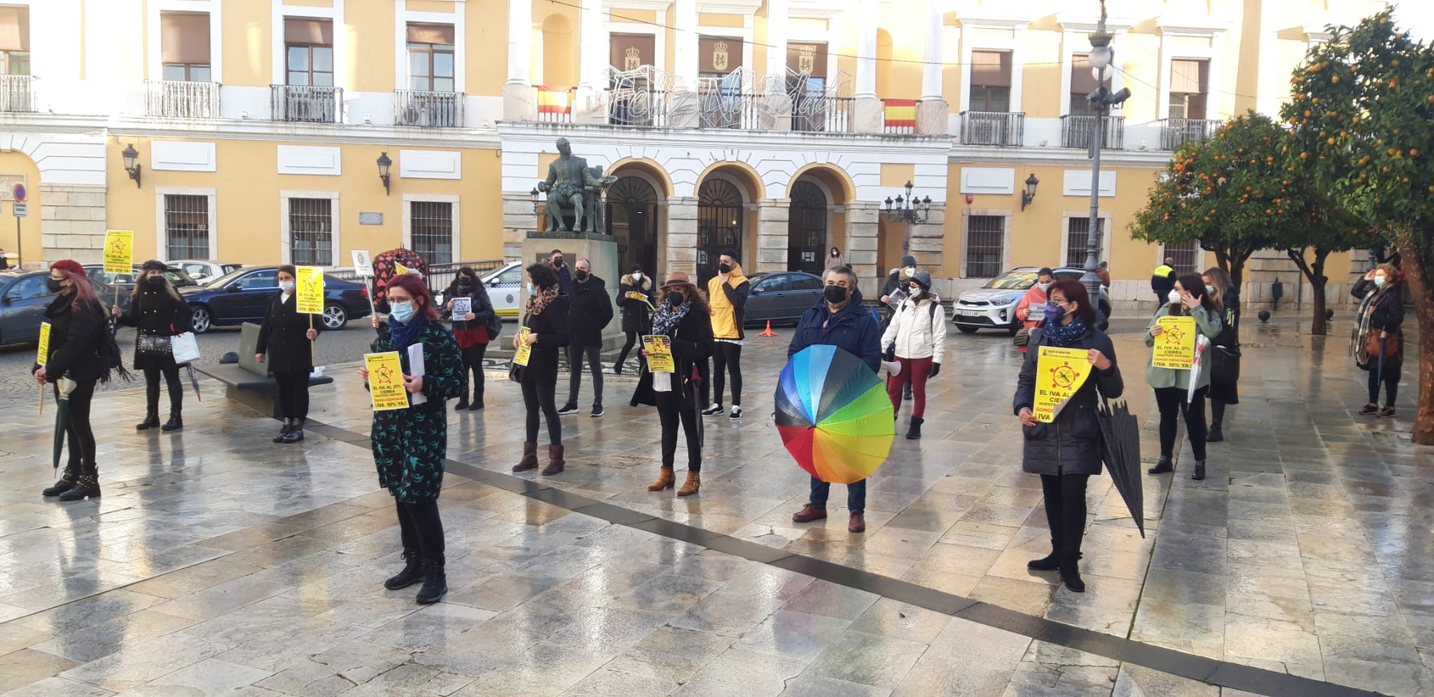Concentración frente al ayuntamiento