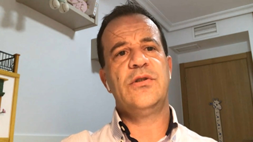 Alejandro García, miembro de la Asociación Nacional de Enfermería y Vacunas