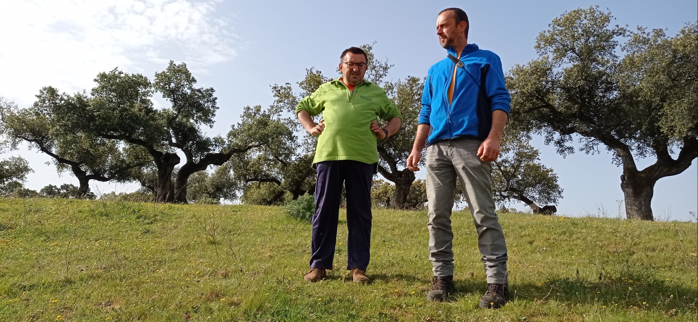 Emilio y Toni Gomez en "La Pimienta". Oliva de la Frontera.