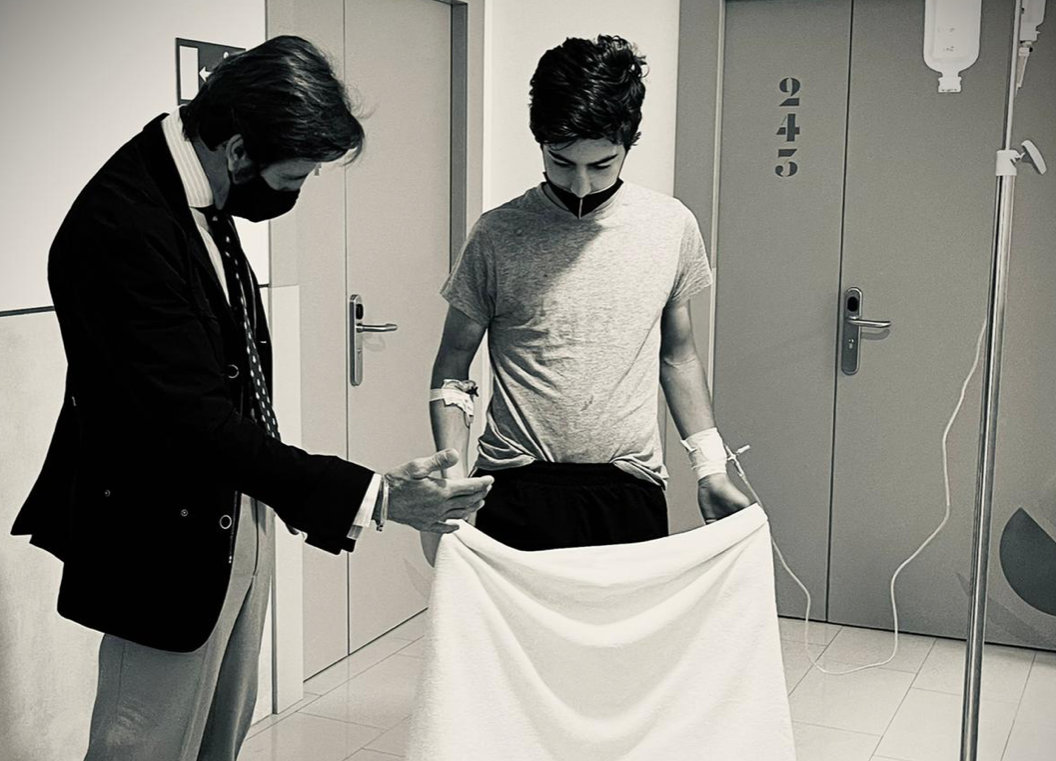 Manuel Perera y Juan José Padilla en el hospital