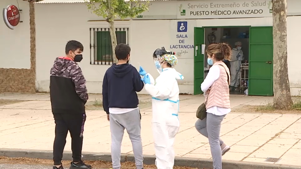 Las pruebas se realizan en el Puesto Médico Avanzado ubicado en el recinto ferial de Zafra. Desarrollo de un cribado masivo en Zafra.