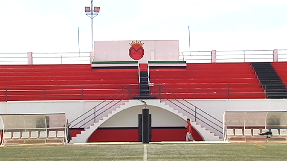 Estadio Emilio Macarro 