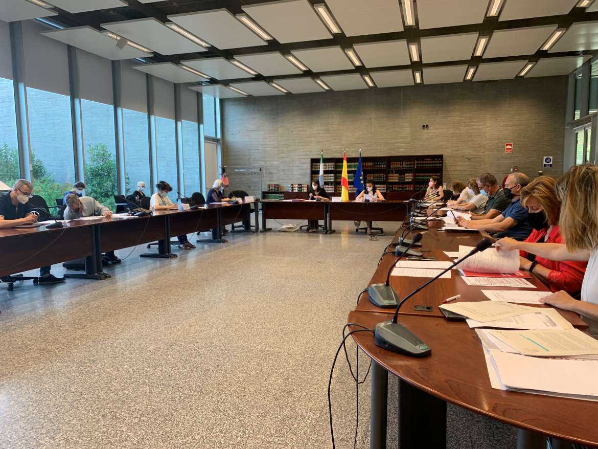 Mesa Sectorial de la Administración General y Comisión Negociadora.