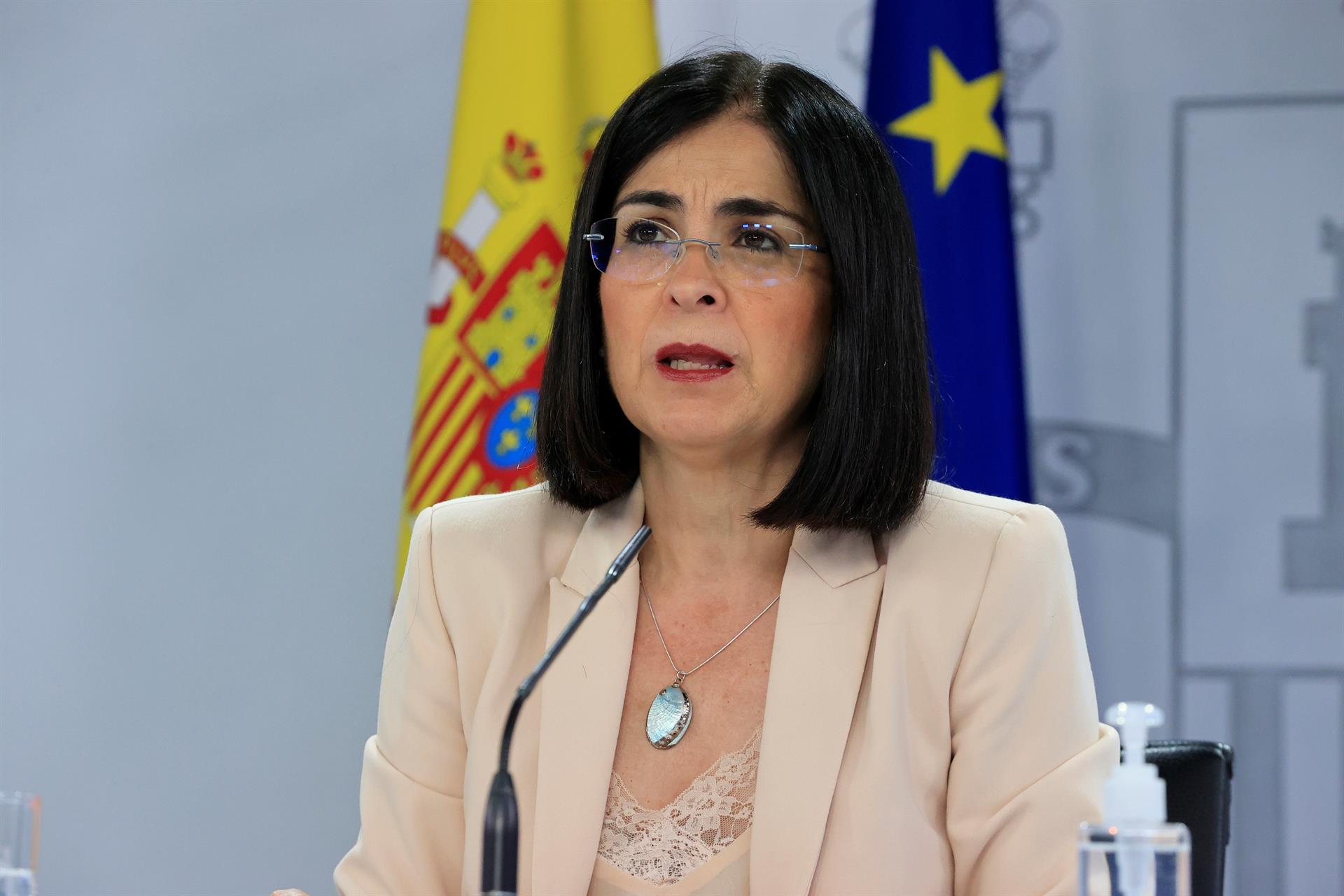 a ministra de Sanidad, Carolina Darias, ofrece una rueda de prensa tras la reunión del Consejo Interterritorial del Sistema Nacional de Salud, este martes en Madrid.