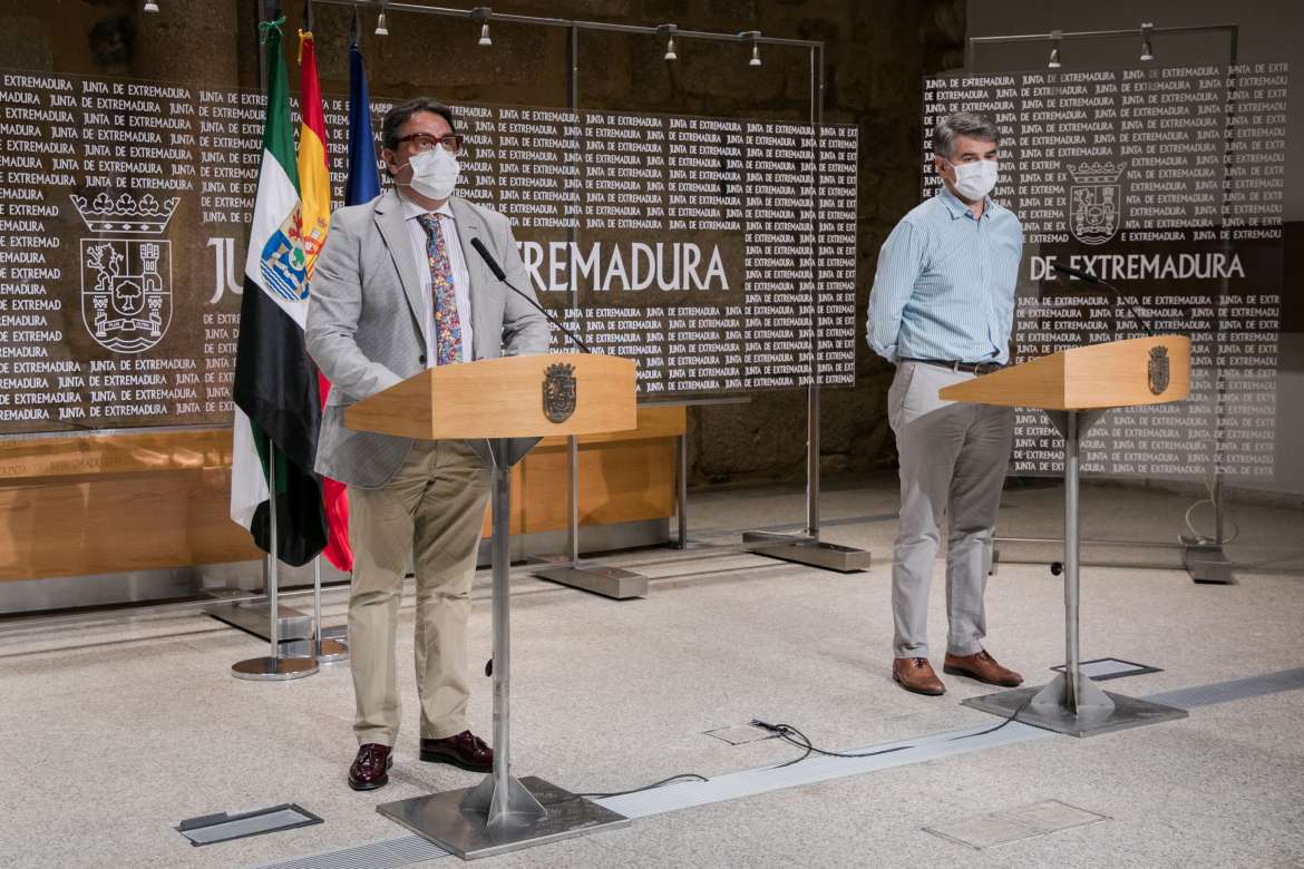 Intervención sin periodistas por parte del consejero de Sanidad y el director gerente del SES