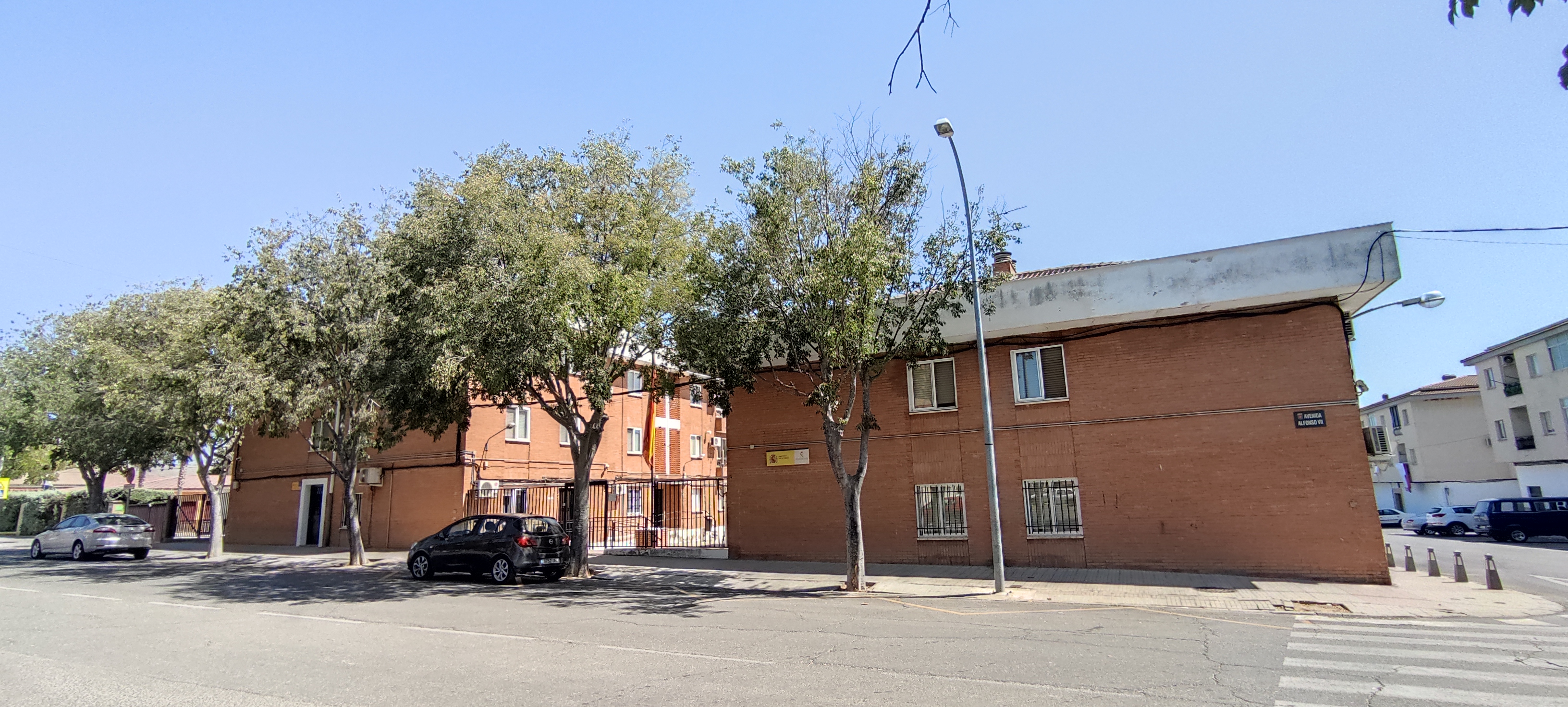 Cuartel de la Guardia Civil de Coria, este mediodía