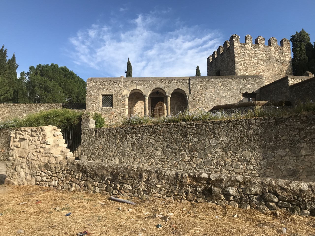 Tramo de la Alcazaba de Trujillo donde rodará HBO España.