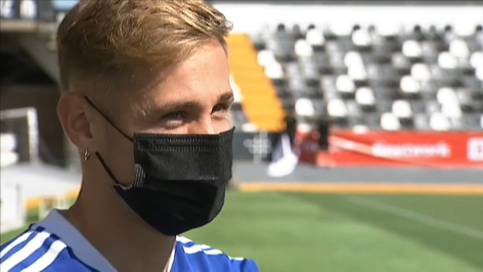 Isi Gómez nos atiende para contarnos cómo ha sido su adaptación al Badajoz