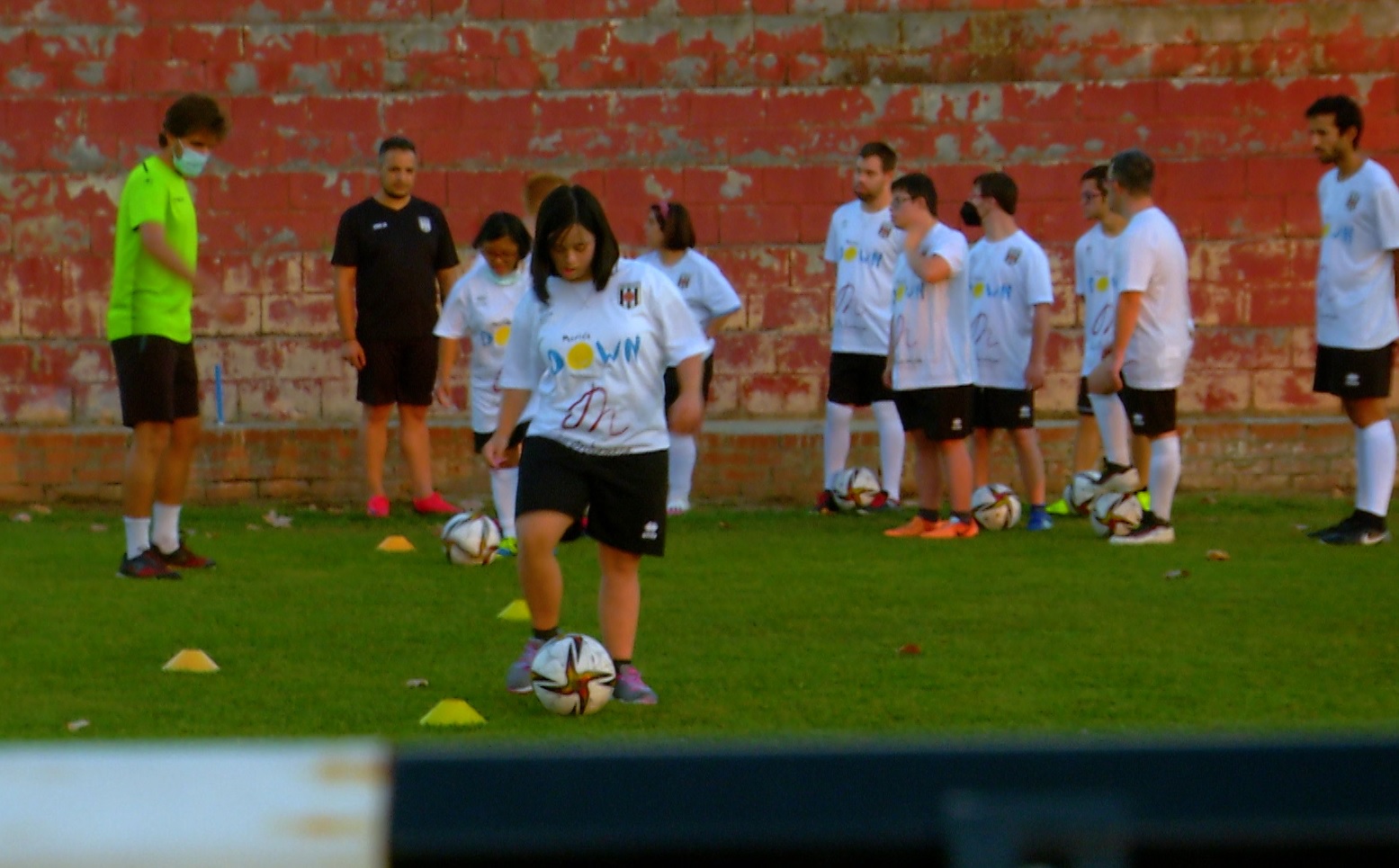 Jugadores con síndrome de Down y otras discapacidades del Mérida AD