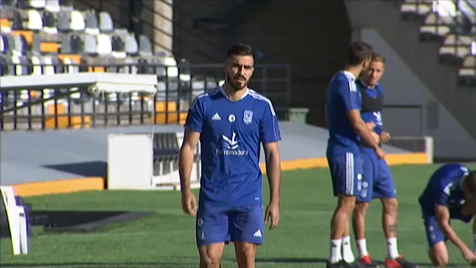Zelu, jugador del Badajoz, nos atiende tras un entreno en el Nuevo Vivero