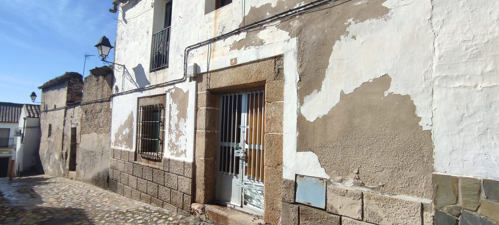 Incendio en una vivienda en Alcántara