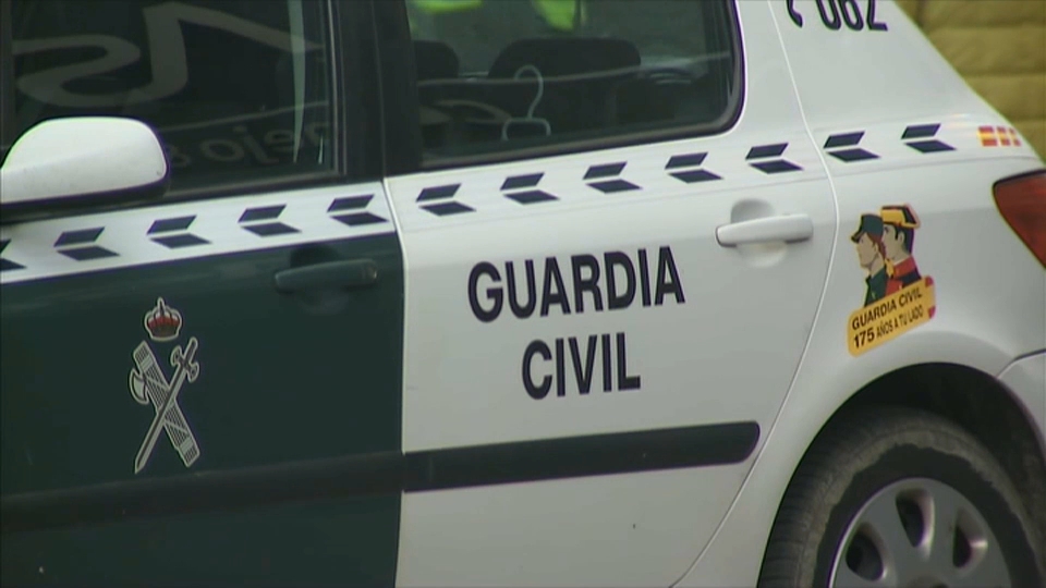 Vehículo de la Guardia Civil en Miajadas