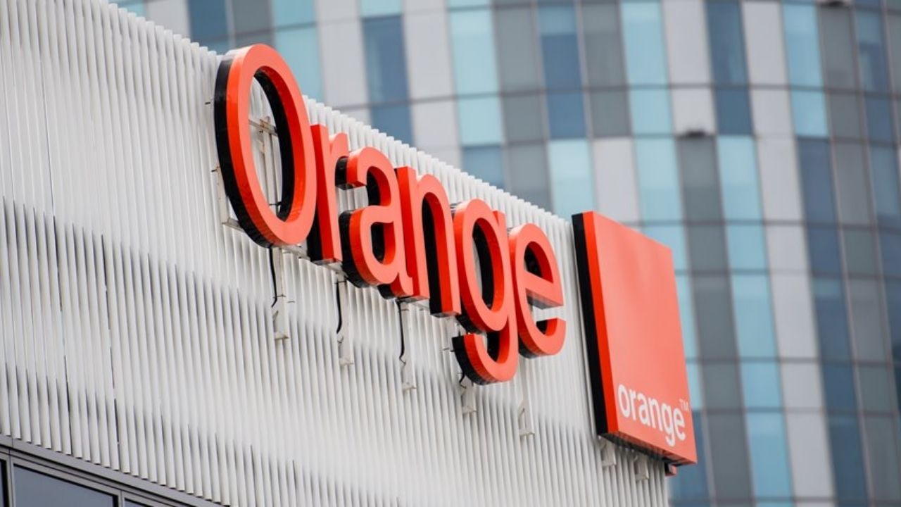 La caída afecta también a los usuarios de Jazztel y Simyo