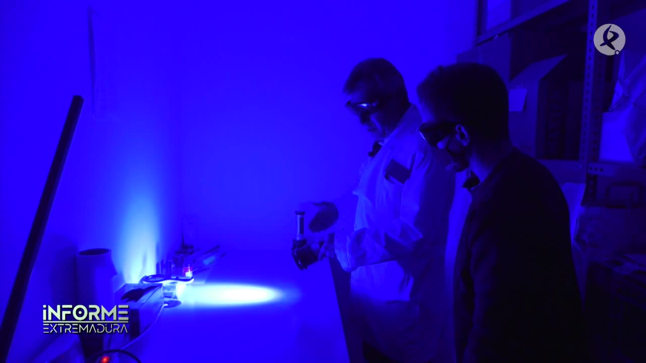 luz ultravioleta en investigación criminal