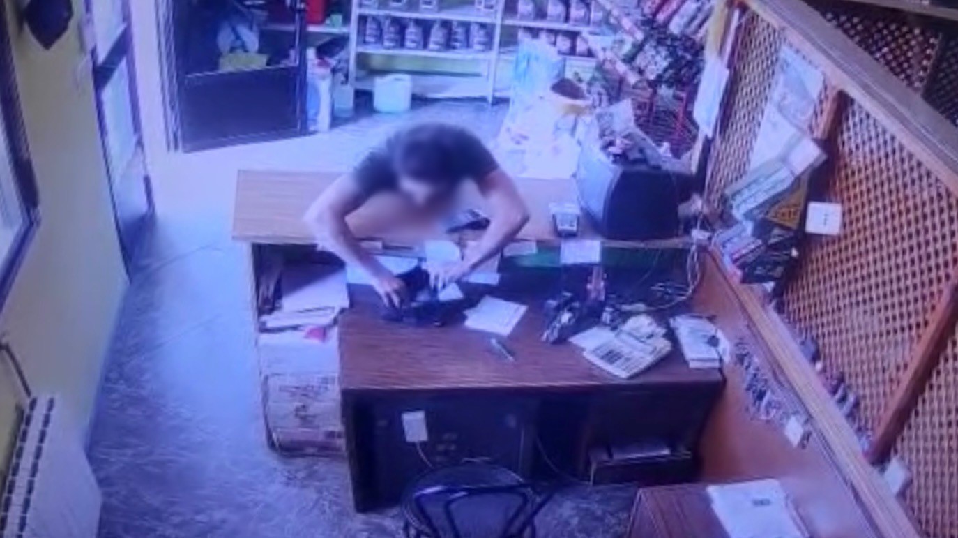 Hurto en una gasolinera de Castañar de Ibor