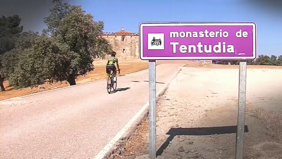 Monasterio de Tentudía acogerá la meta de la etapa 17 de La Vuelta ciclista a España 2022