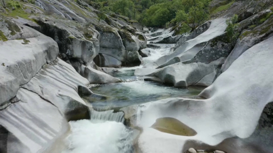 Documental paraíso natural