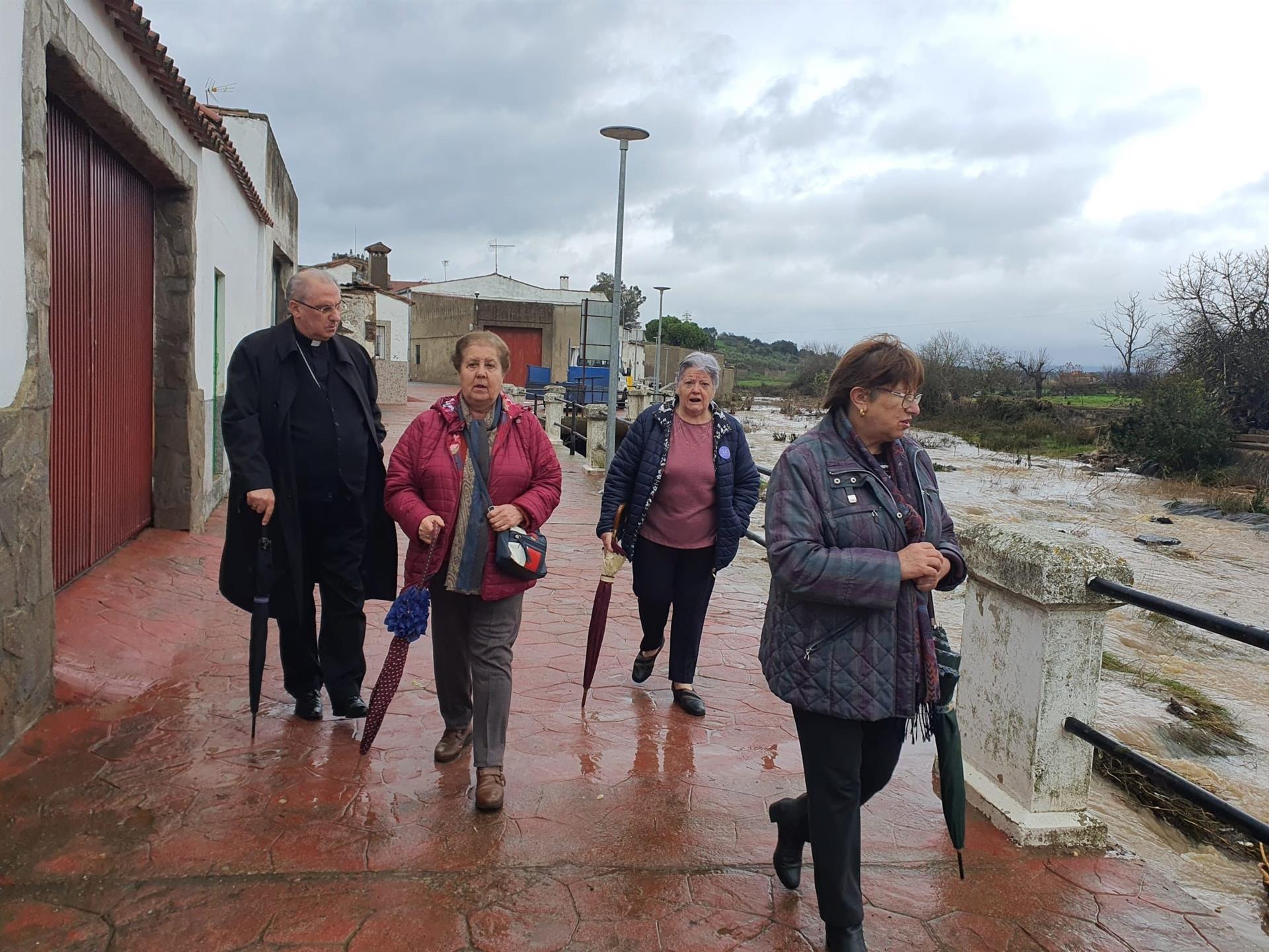 Celso Morga en La Roca de la Sierra tras las inundaciones