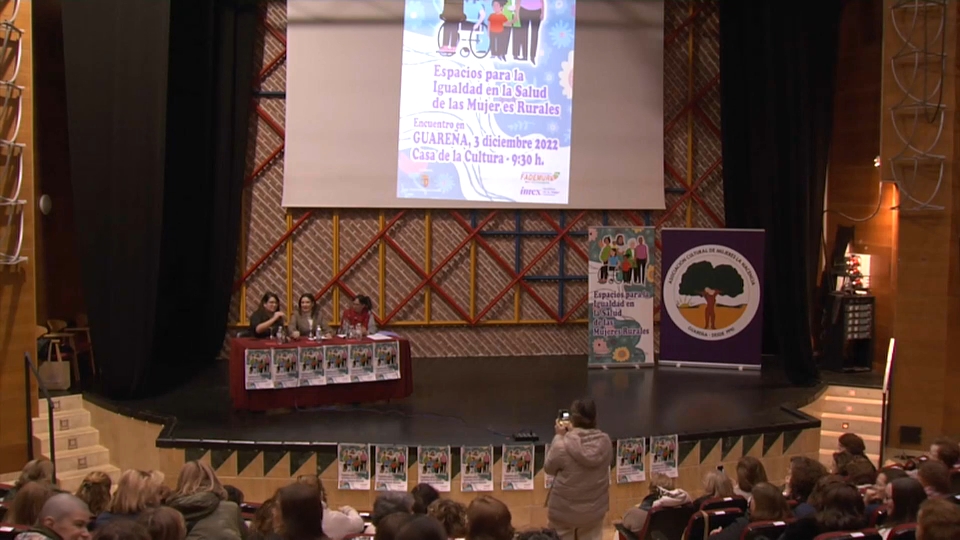 Encuentro de mujeres en Guareña