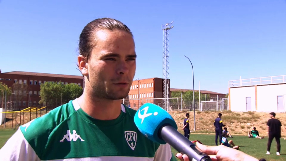 Joshua Farrel, jugador Villanovense