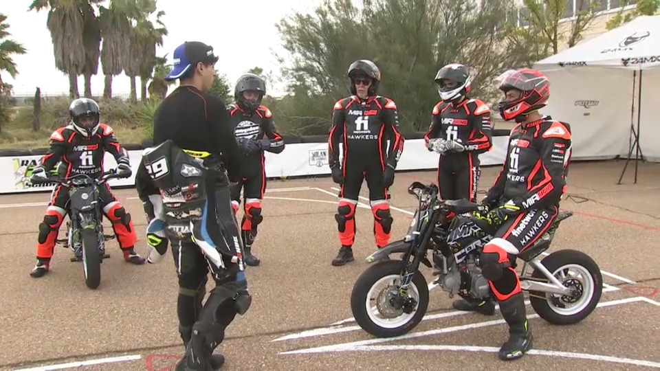 Escuela de pilotaje en Guareña